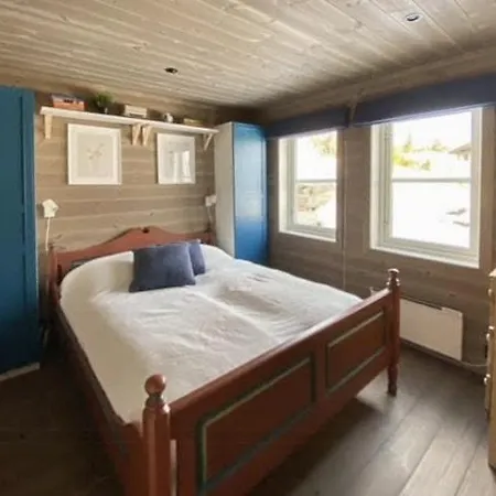 Traditional With Views Of Hardangervidda Feriehus *